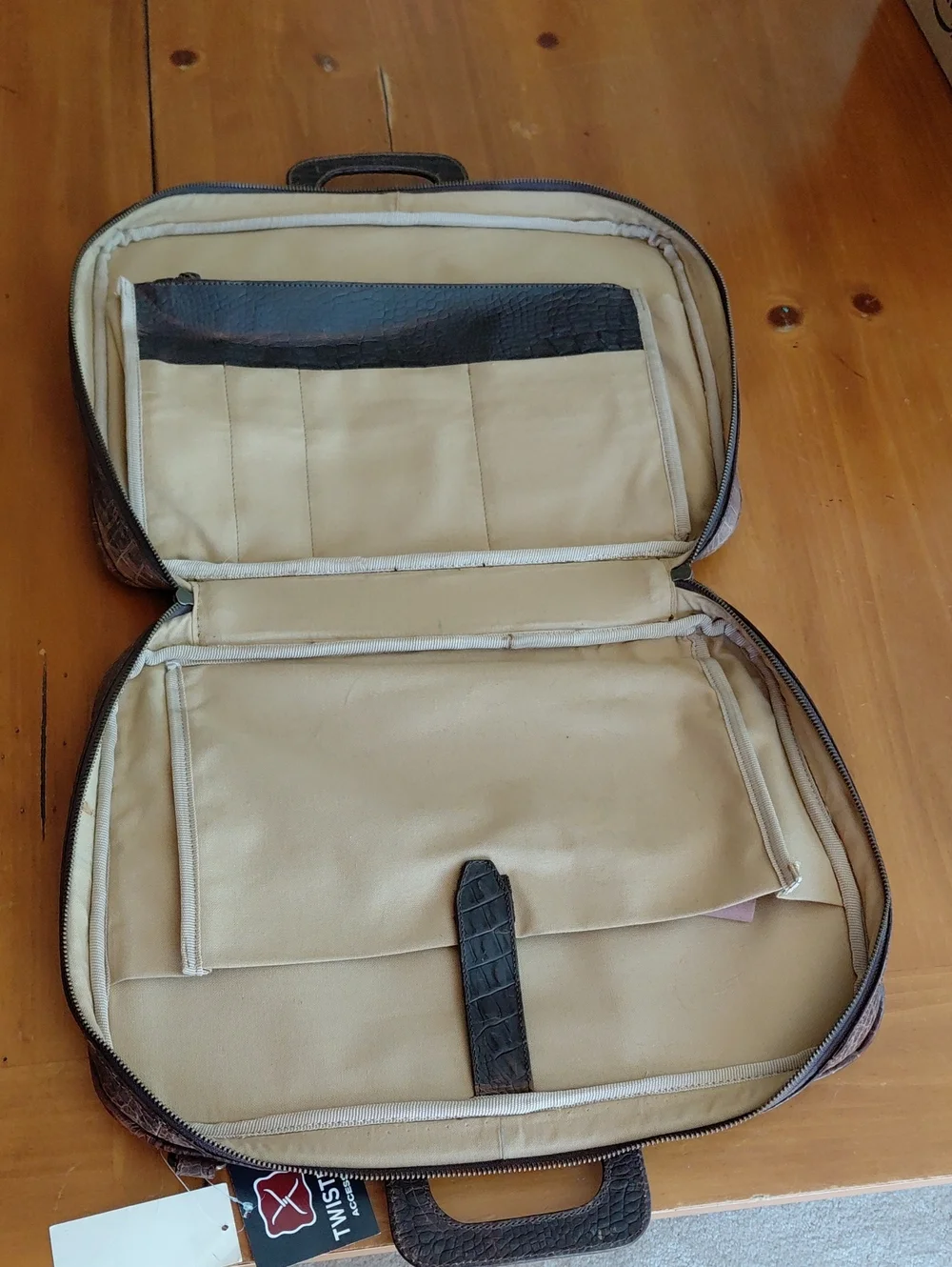 Nwt Twisted X Men's Brown Alligator Leather Briefcase